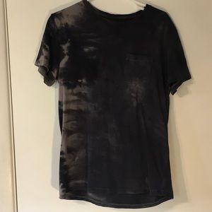 American Eagle tie dye shirt
